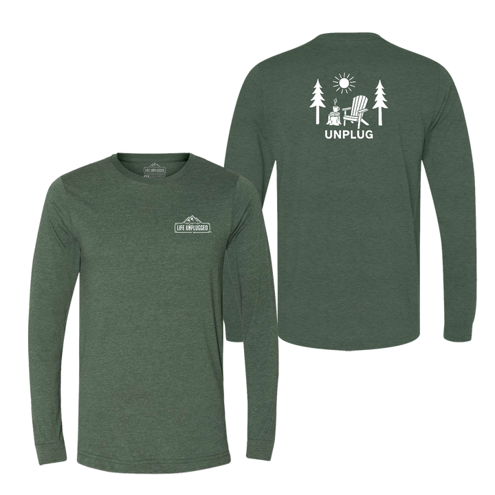 READING IN THE WOODS Long Sleeve T-Shirt