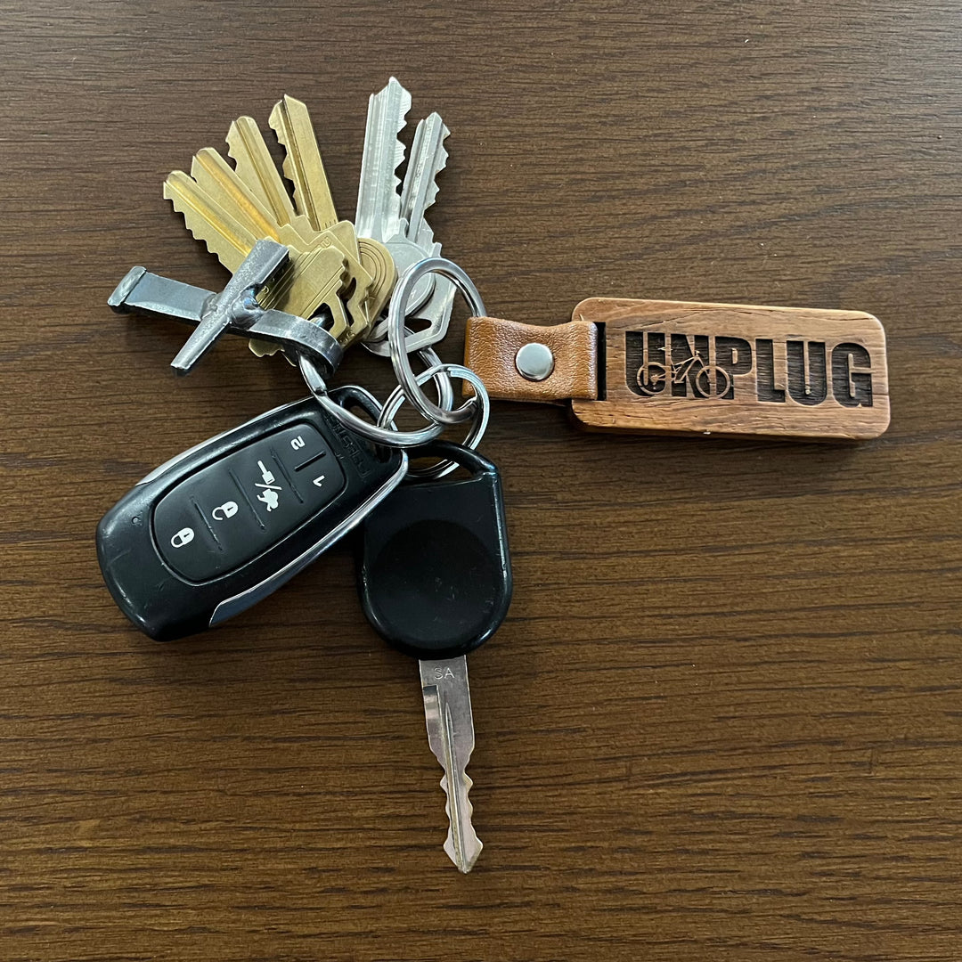 schlüsselanhänger mountainbike Unplug Mountain Bike Silhouette Wooden Keychain