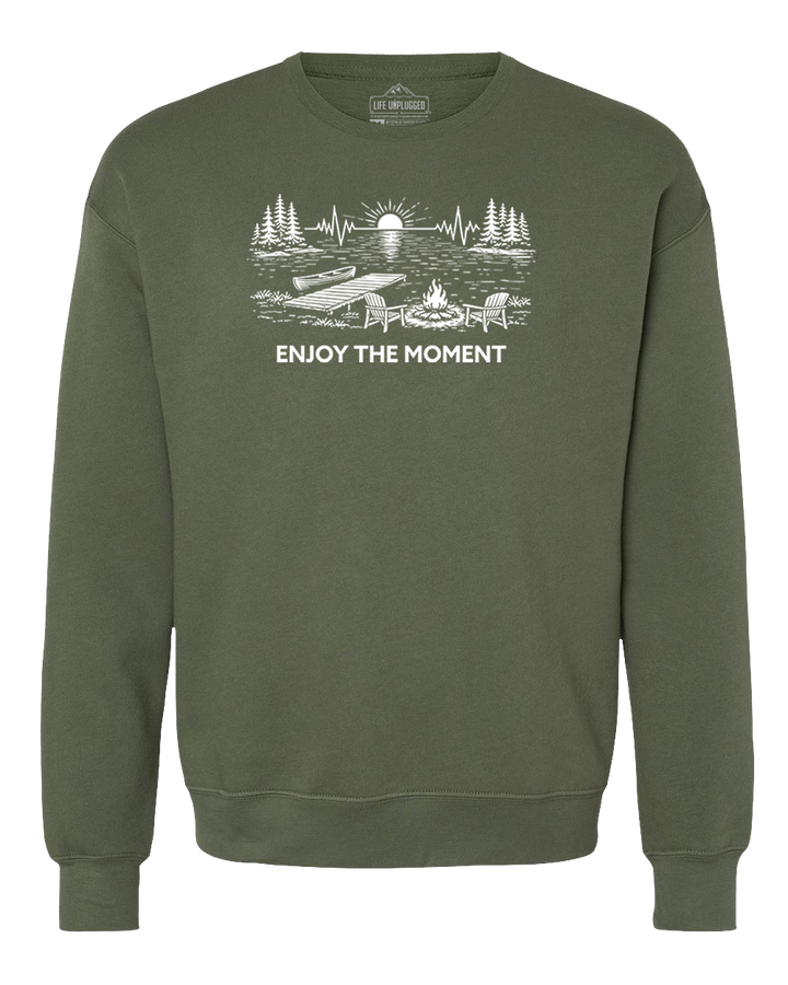 ENJOY THE MOMENT (LAKE SCENE) Midweight Super Soft Crewneck