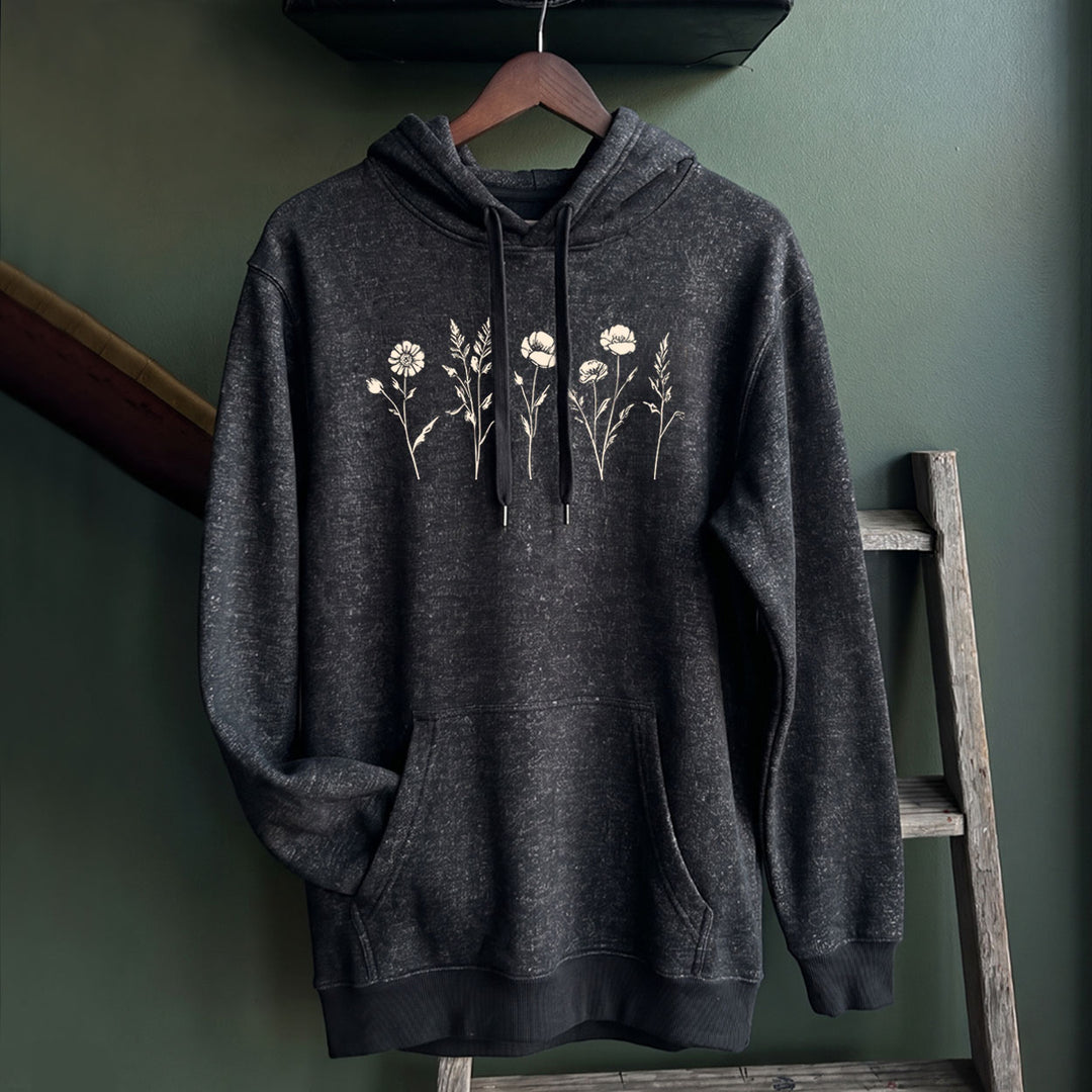 LIVE IN THE MOMENT WILDFLOWER Nantucket Super Soft Sweater Hoodie