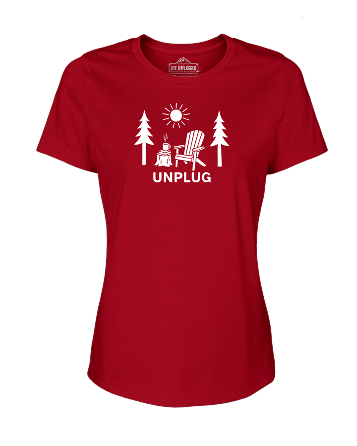 READING IN THE WOODS Women's T-Shirt
